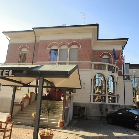 Hotel Villa Reale Argenta Luaran gambar