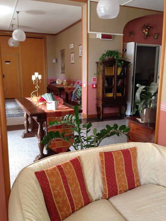 Hotel Villa Reale Argenta Luaran gambar