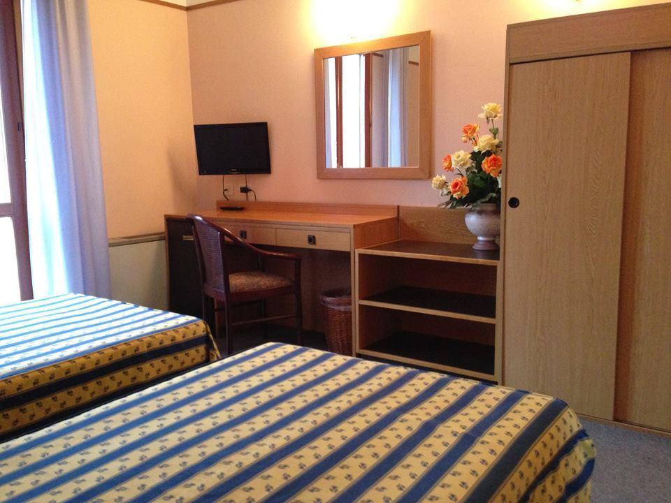 Hotel Villa Reale Argenta Luaran gambar