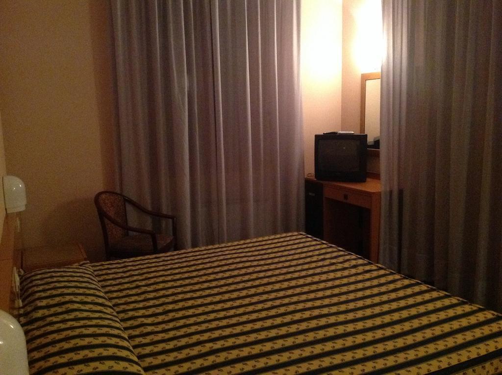 Hotel Villa Reale Argenta Bilik gambar