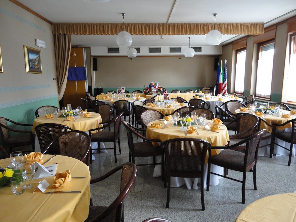 Hotel Villa Reale Argenta Luaran gambar