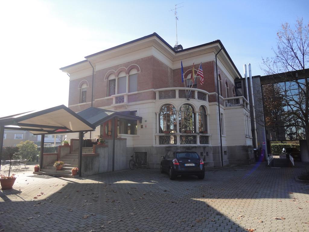 Hotel Villa Reale Argenta Luaran gambar